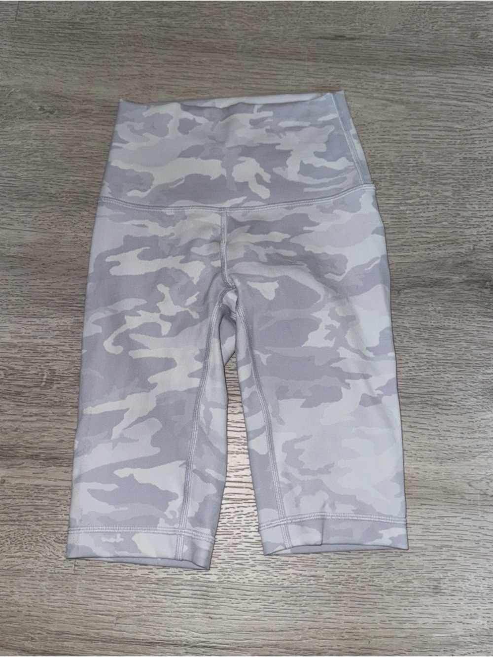 lululemon athletica Kids Camouflage High-Rise Leggings - Light Gray & White